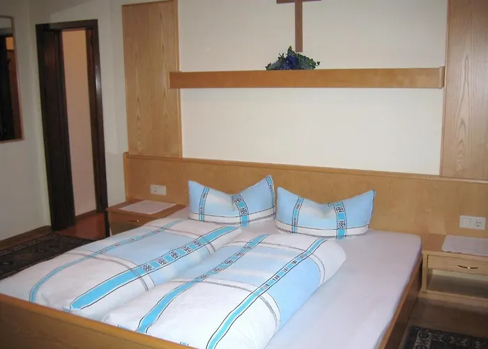 Haus Hubert Appartement Arzl im Pitztal